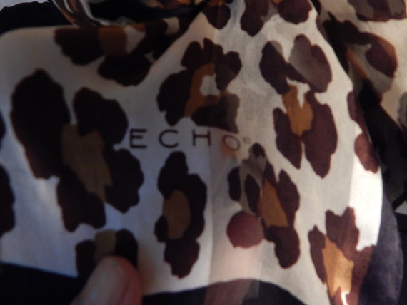 echo silk scarf leopard - image 3