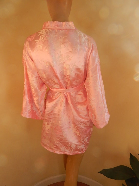 Vintage Pink satin kimono, rayon, belted - image 4