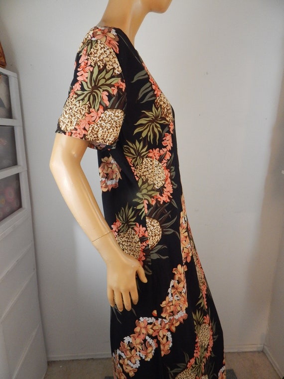 Hawaiian dress by Hilo Hattie, large, black, all … - image 4