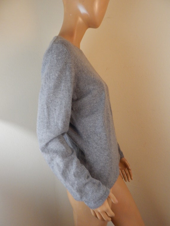 gray wool pullover, womens small, label missing, … - image 9