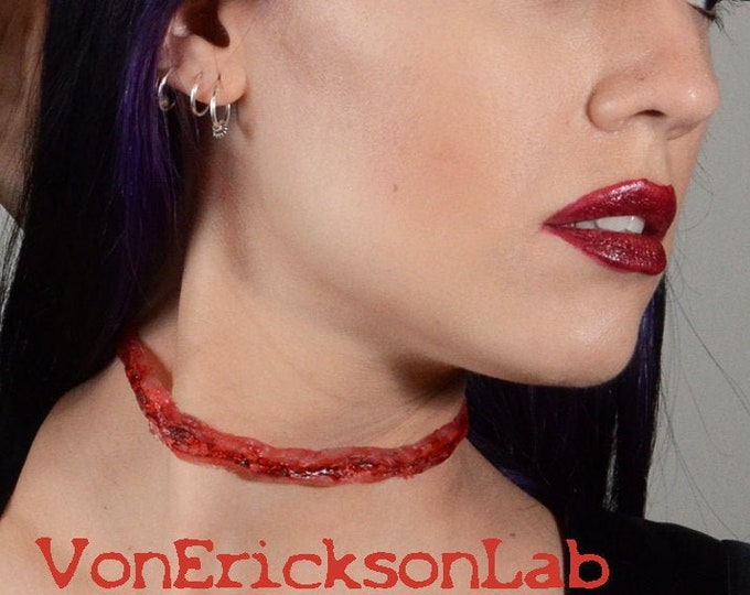 Horror Necklace - Zombie  Jewelry - Slit Throat