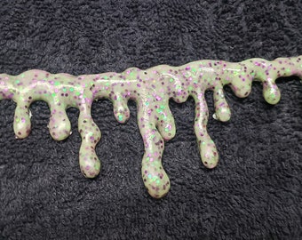 Fantôme spectral Ectoplasm goo drip choker Glow in the Dark