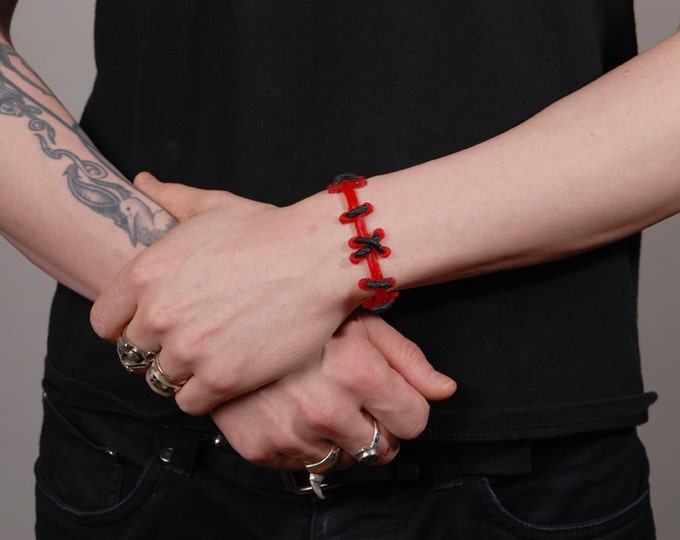 Frankenstein  Stitches - Stitch Bracelet - Set of 2 red/black Thin Stitch