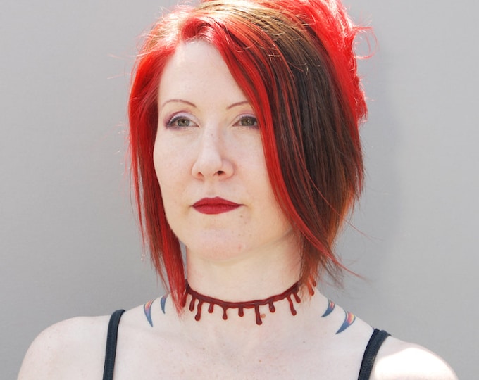 Creepy Necklace - Blood Drip choker necklace -Macabre dark red