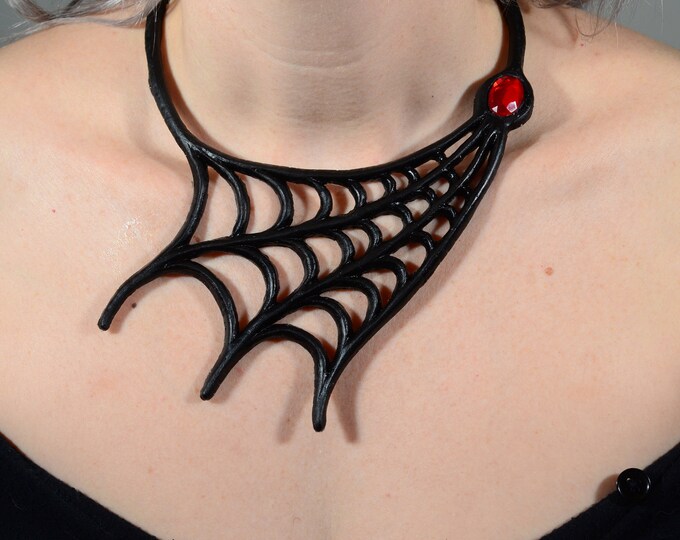 Spider Web Scarf Necklace .. New! Classic Spooky Gothic Style