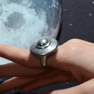 Mechanical Ring -Flying Saucer Ring- UFO