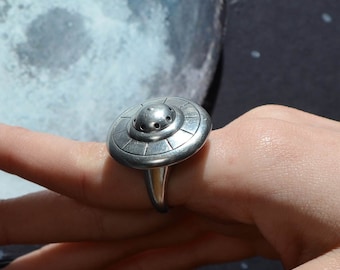 Mechanical Ring -Flying Saucer Ring- UFO