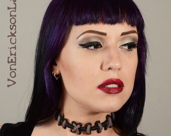 Gothic Jewelry Stitches choker necklace - Shrunken Head Brown  Extreme stitch