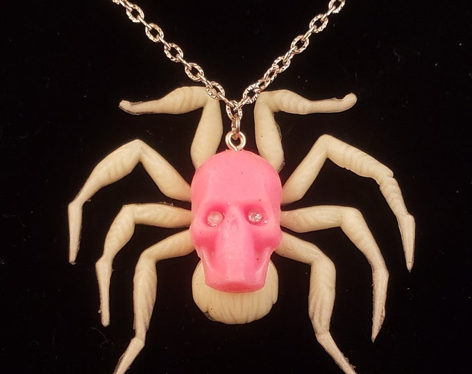 Creepy Crawlers Necklace  Pink skull with Sparkle eyes on Glow in the Dark Spider