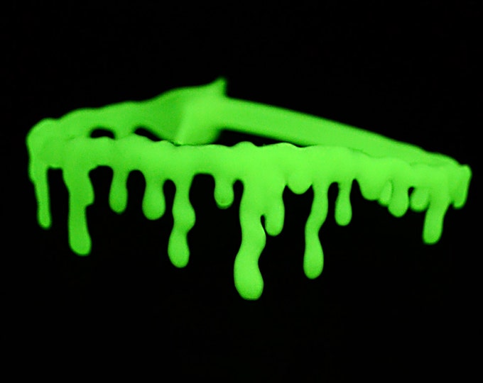 Zombie Necklace - Glow in the Dark  Gothic Horror choker - Extra Drippy