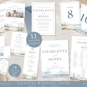 Puede incluir: Un conjunto de papelería de boda con temática costera que incluye tarjetas de papel blanco con texto azul e ilustraciones de playa en acuarela. El set contiene invitaciones, tarjetas de confirmación, números de mesa, menú y etiquetas decorativas.