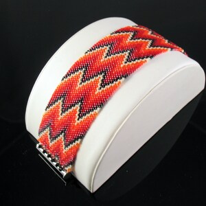Red Spectrum Woven Bead Bracelet
