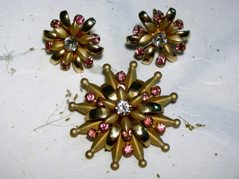 Spikey Starburst Flower Brooch Set with Pink Rhinestones Lovely Layered Brass image 1