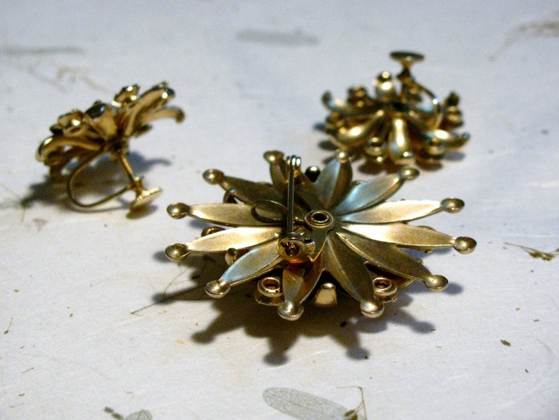 Spikey Starburst Flower Brooch Set with Pink Rhinestones Lovely Layered Brass image 4