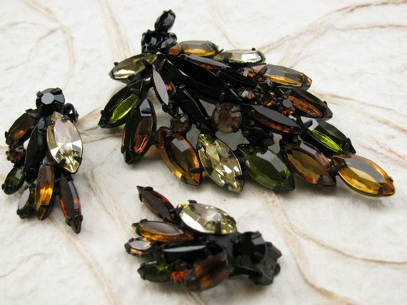 Japanned Leaf Brooch Earring Demi Parure Fall Col… - image 3