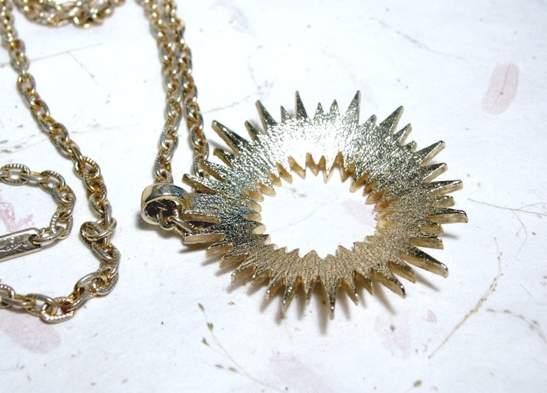 Vintage Sarah Coventry Gold Tone Outer Space Sunburst Pendant image 4