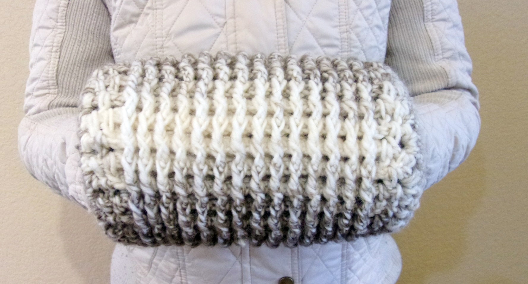 Easy Crochet Hand Muff Pattern, Old Fashioned Hand Muff Warmer Pattern, Warm Winter Hand Muff Pattern, Instant Download PDF Pattern