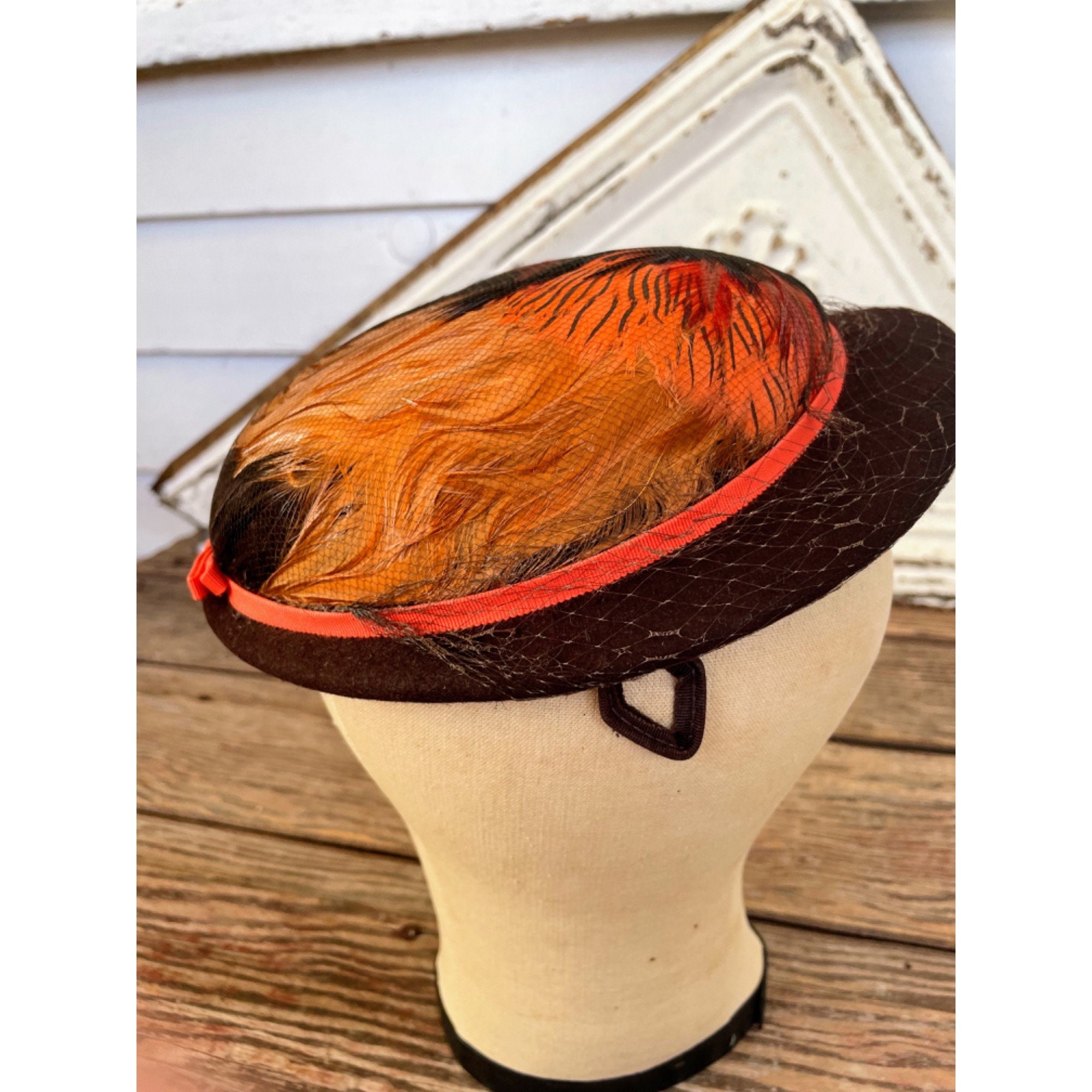 Vintage 1940s HAt Brown Wool Dyed Orange Peasant Feathers Vintage 1940s Hat Brown Wool Dyed Orange Peasant Feathers - Etsy main image 2