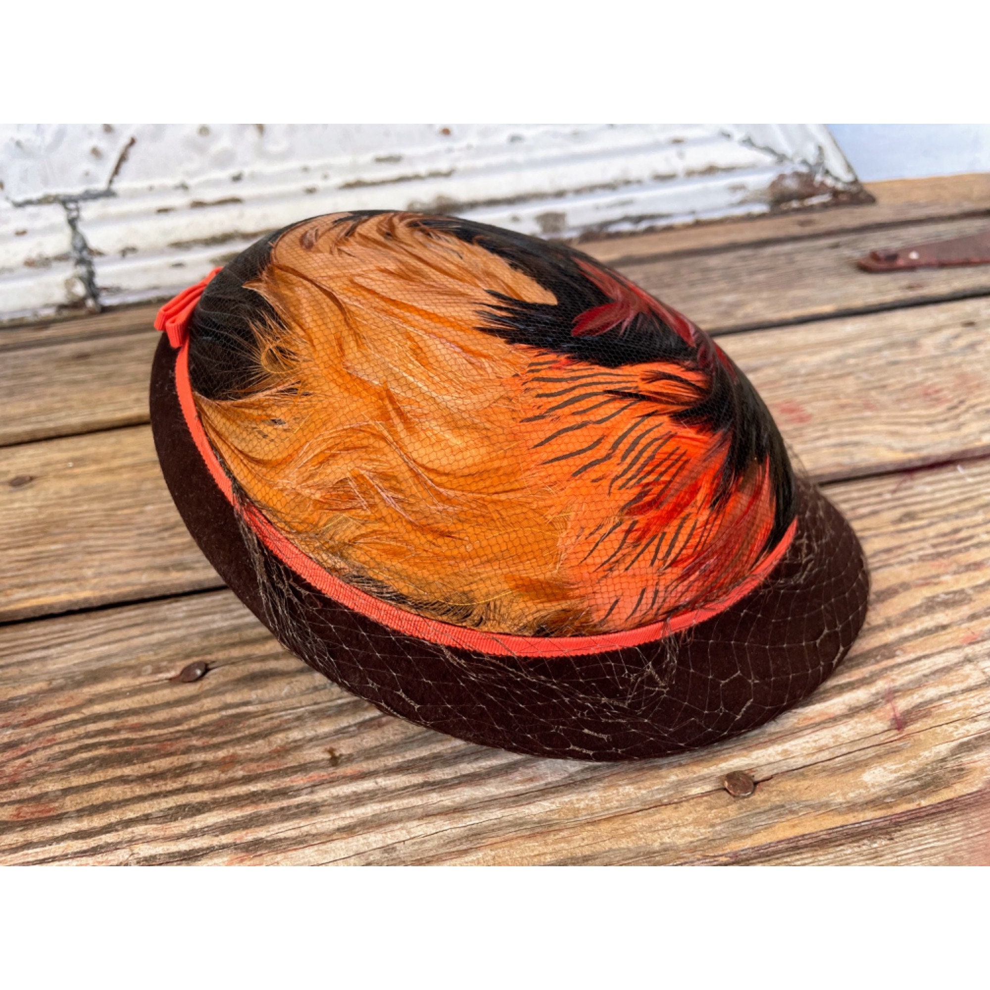Vintage 1940s Hat Brown Wool Dyed Orange Peasant Feathers - Etsy display picture 2