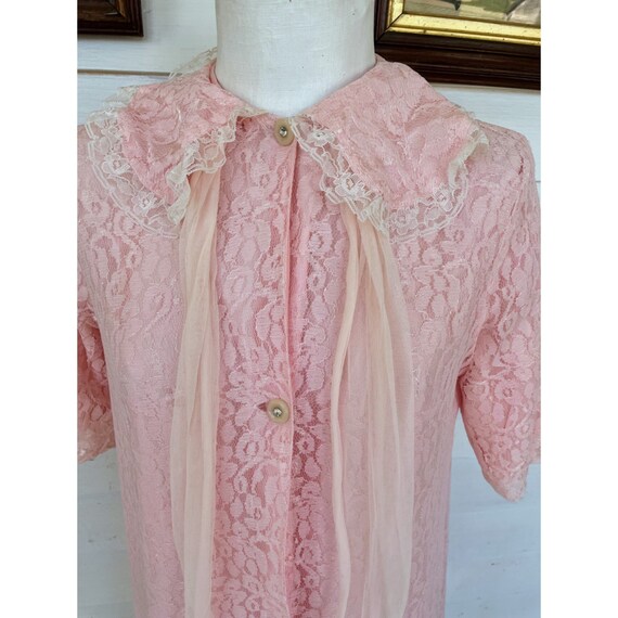 Vintage 1950s Pink Floral Lace Bed Jacket Robe - image 3