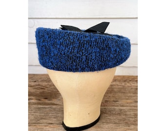 Vintage 1960s Nubby Wool Tweed women's Pill Box Hat Bow Royal Blue