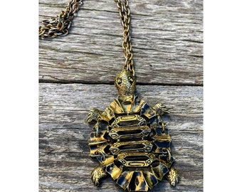 Vintage 1960s Razza Brutalist Articulated Turtle Pendant Necklace