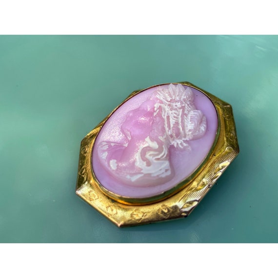 Antique Pink Molded Glass Raised Cameo Brooch - image 2