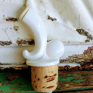 Vintage Wine Pourer Spout Mid Century Abstract White Plastic