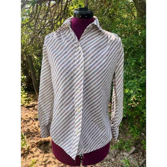 Vintage 1970s Button womens Blouse Abstract Arrow… - image 1