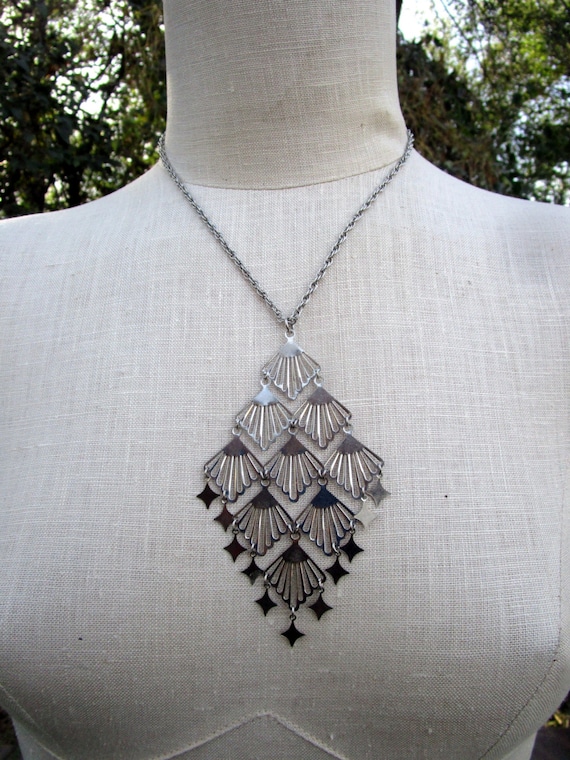 Vintage silvertone Large Statement dangle pendant… - image 5