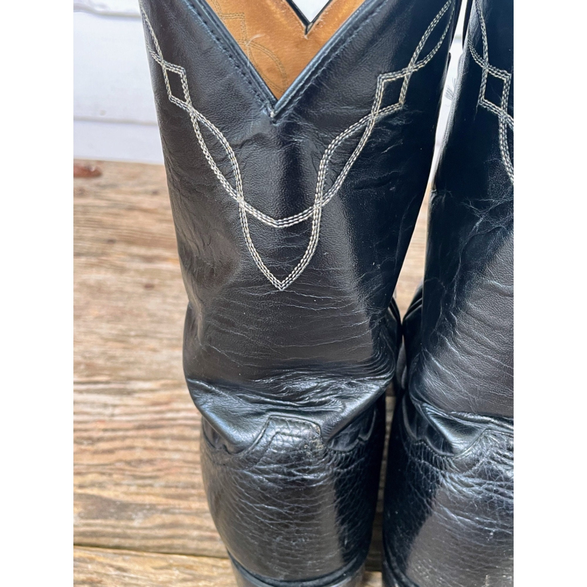 Tony Lama Black Bull Hide Boots Size 8 EE Mens Style 2205 