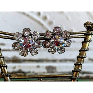 Vintage Austrian Star Brand Rhinestone Flower Earrings