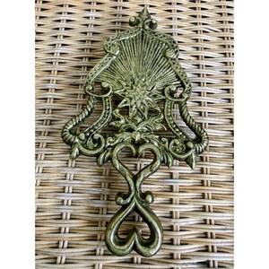Vintage 40s Cast Brass Trivet Starburst Heart Handle Footed