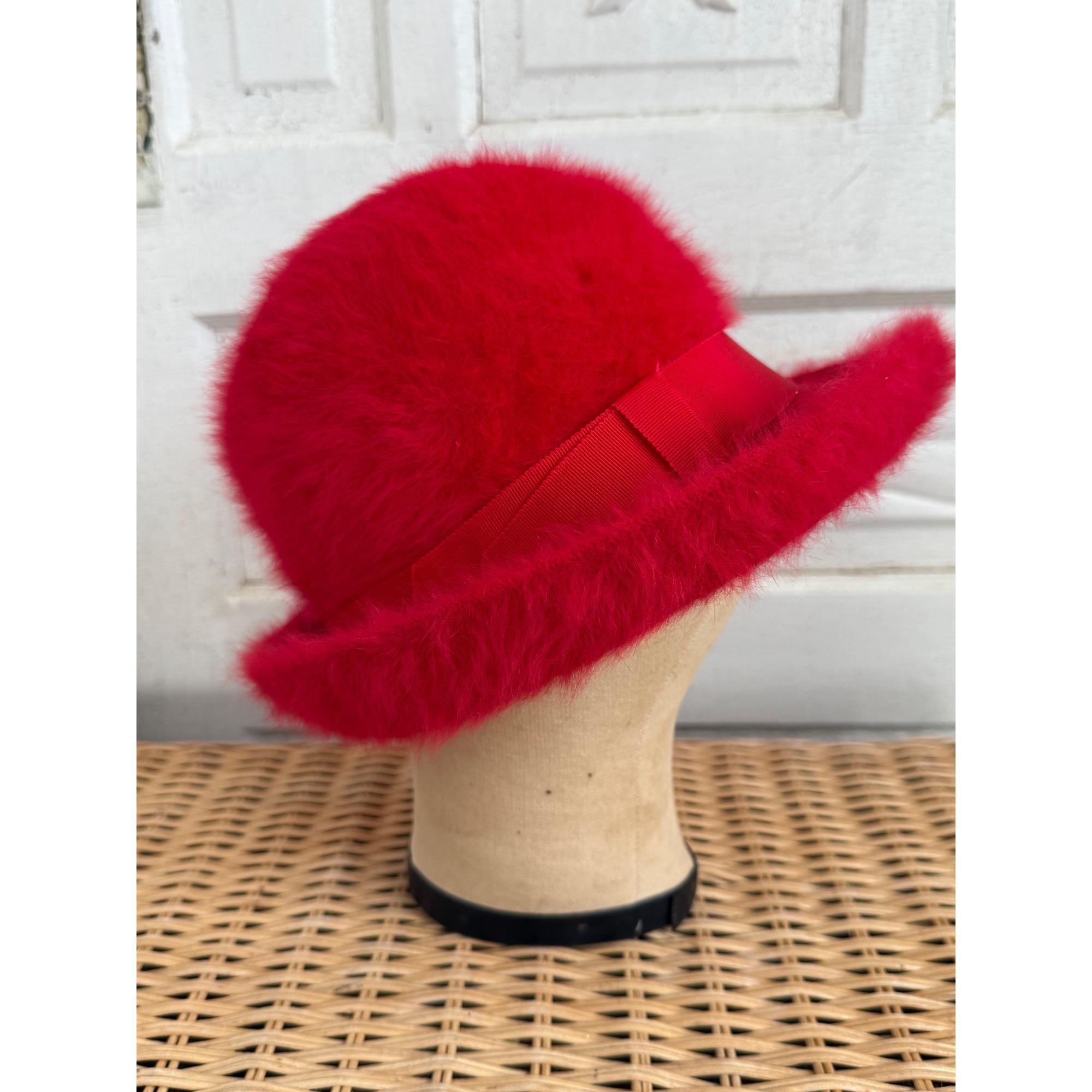 Vintage Women Furgora Mayfair KANGOL Hat Made In England One Size Red Vintage Kangol Furgora Bucket Hat, Angora Blend, Made in  main image 3