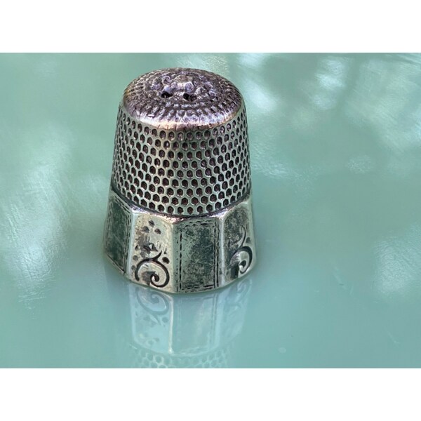 Antique Sterling silver Thimble Sz 9 As is TLC