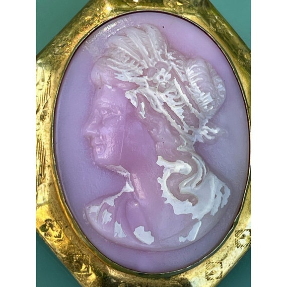 Antique Pink Molded Glass Raised Cameo Brooch - image 5