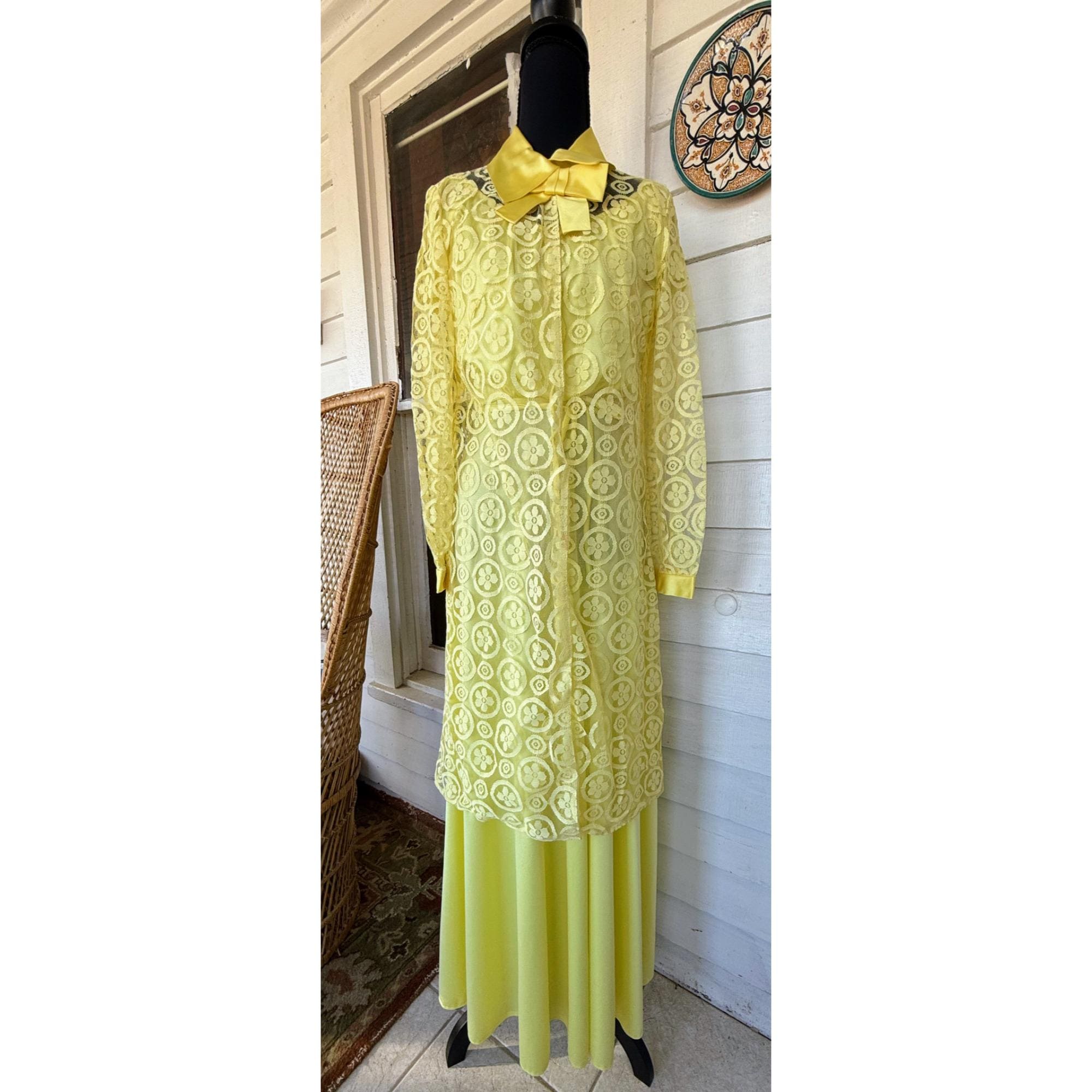 chinese dress ladies 1950s Linen & Lace Dress