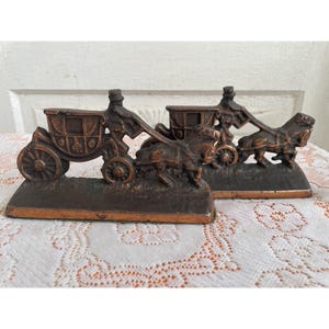 Vintage 1950s Cast Iron Copper Finish Stagecoach Bookends