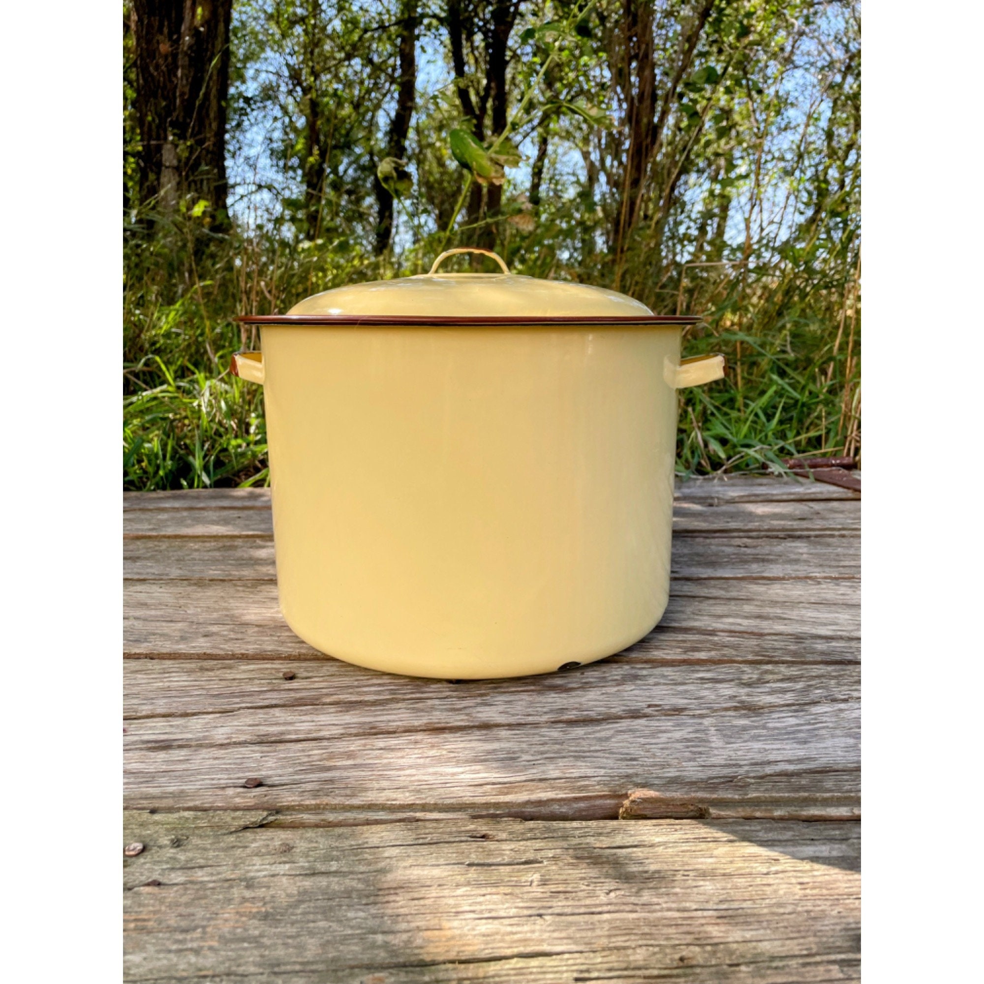 Vintage Yellow and Black Enamelware Stockpot, Large Yellow