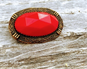 Art Deco Opaque Faceted Red Glass Brass Brooch pin