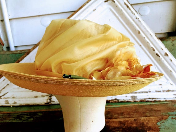 Vintage Mustard Big Flower Wide Brim Straw Hat Wi… - image 5