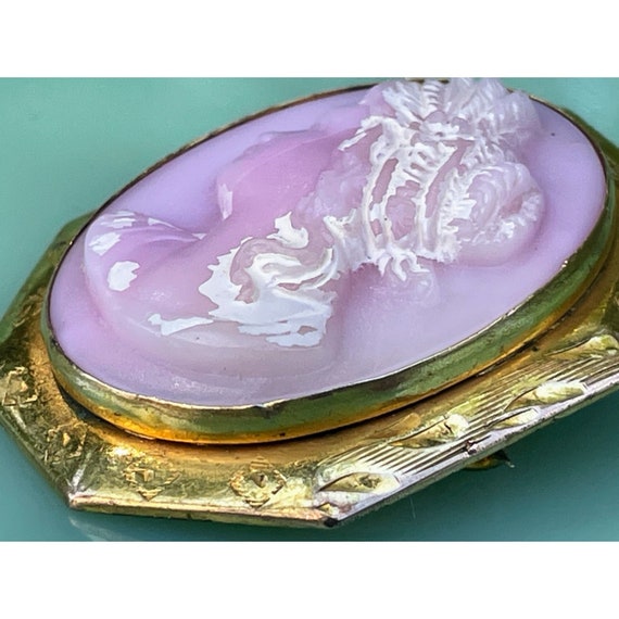 Antique Pink Molded Glass Raised Cameo Brooch - image 3