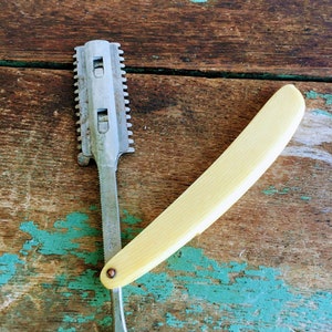 Antique Durham Straight Razor Celluloid handle