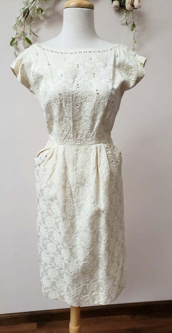 Vintage 1940's cream brocade cocktail bridal weddi