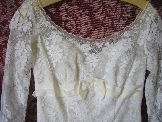Vintage 1950's lace Bridal dress - image 5