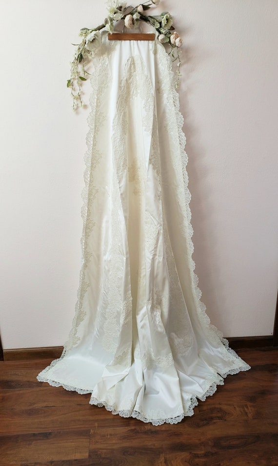 Detachable wedding train skirt Gem