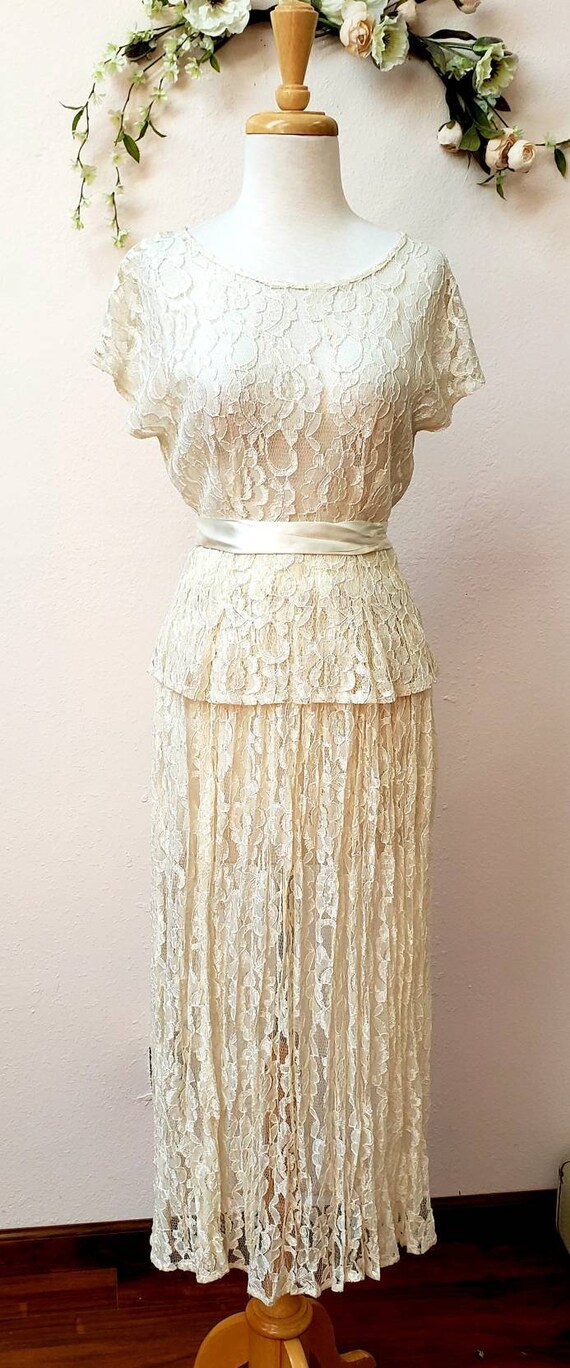 Vintage 80's 2 piece lace skirt and top wedding b… - image 2