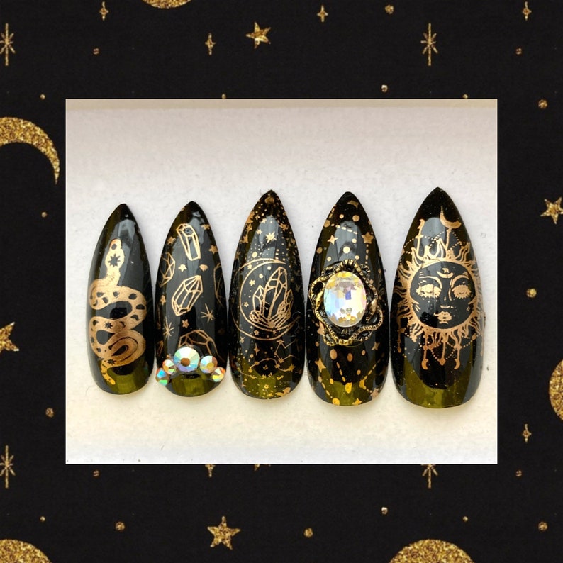 Custom Size Celestial Sun and Moon Nails Set of 10 Sun Moon Stars Black and Gold Astrology Nails Witchy Nails Boho Moon Press On Nail image 2