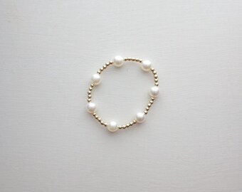 Large Pearl Bracelets