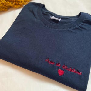 Tee shirt T-shirt personnalisé, brodé avec Texte/prénom au choix 100% coton